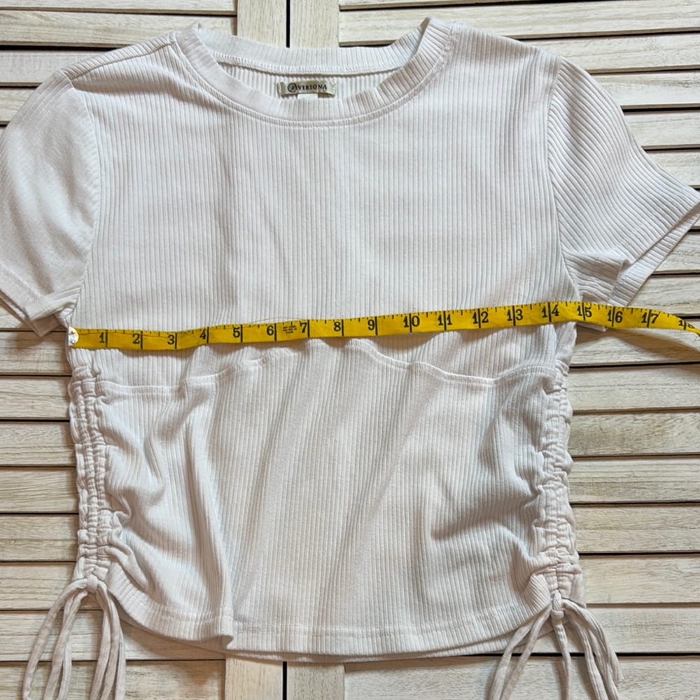 White Ribbed Short Sleeve Top - Picture 7 of 8